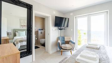 4 bedrooms, iron/ironing board, travel crib, WiFi