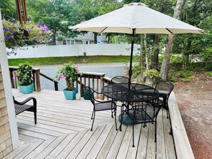 Outdoor dining - Renovated Vineyard Retreat (Tisbury)