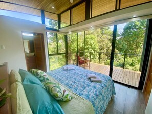 2 bedrooms, desk, free WiFi, bed sheets