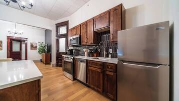 Microwave, oven, stovetop, dishwasher