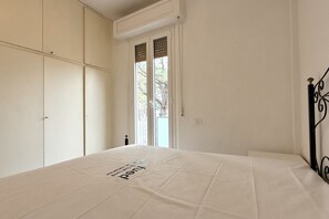 2 bedrooms, bed sheets - M314 - Marcelli, comfortable three-room apartment 200 meters from the sea (Marcelli)