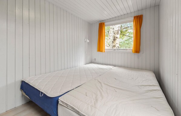 2 bedrooms, free WiFi
