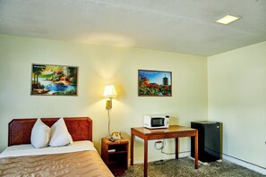 Premium bedding, desk, free WiFi, bed sheets