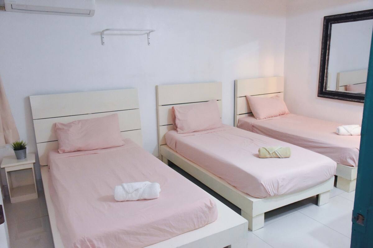 Classic Triple Room | 1 bedroom, free WiFi