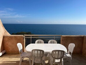 Outdoor dining - MINI-VILLA - LEA TARCO - SEA VIEW - AIR CONDITIONING (TARCO CONCA)