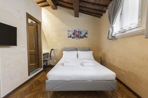 1 quarto, ferros/tábuas de passar roupa, Wi-Fi, roupa de cama