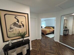 2 chambres, fer et planche à repasser, Wi-Fi, draps fournis