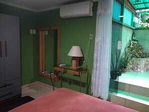 4 soverom, strykejern/-brett, wi-fi og sengetøy