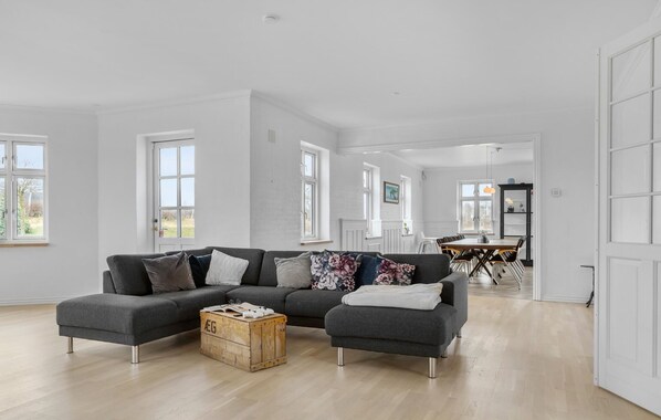 Smart TV, table football, ping pong