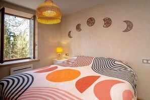 2 slaapkamers, een strijkplank/strijkijzer, gratis wifi, beddengoed