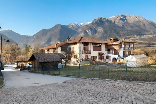 Apartment 'Le More' with Mountain View, Balcony and Wi-Fi