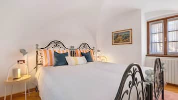 1 camera, Wi-Fi, lenzuola