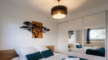 4 makuuhuonetta, ilmainen Wi-Fi, vuodevaatteet