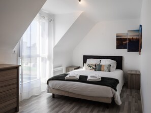 2 bedrooms, free WiFi