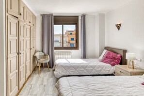 3 bedrooms