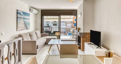 Maison de vacances 'Port EmpĂșries' avec vue sur la mer, piscine privĂ©e et climatisation