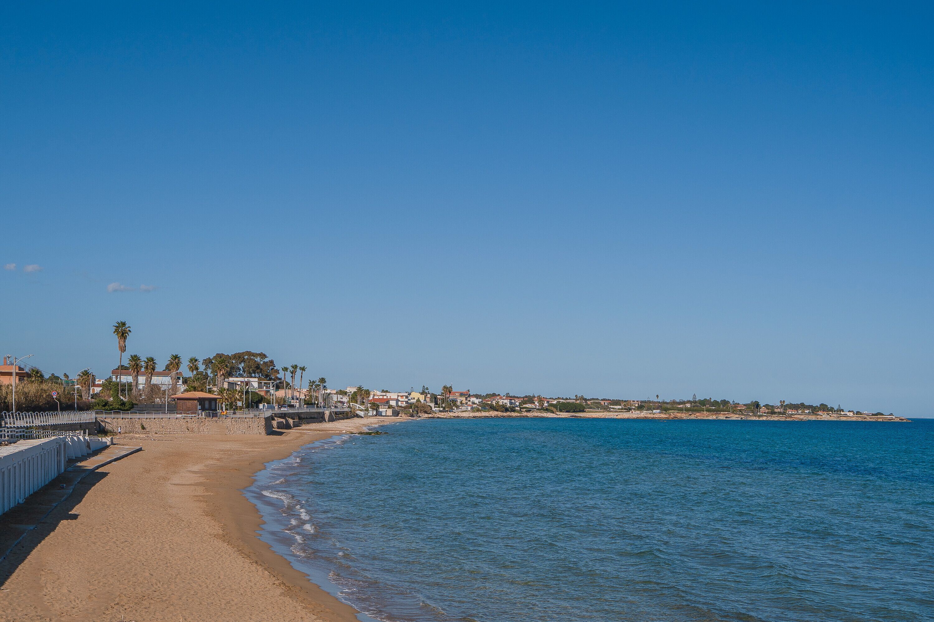 Una spiaggia nelle vicinanze