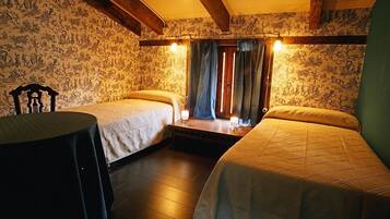 5 chambres, Wi-Fi gratuit, draps fournis