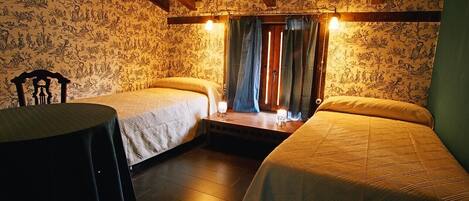 5 chambres, accĂšs au Wi-Fi (inclus), literie fournie