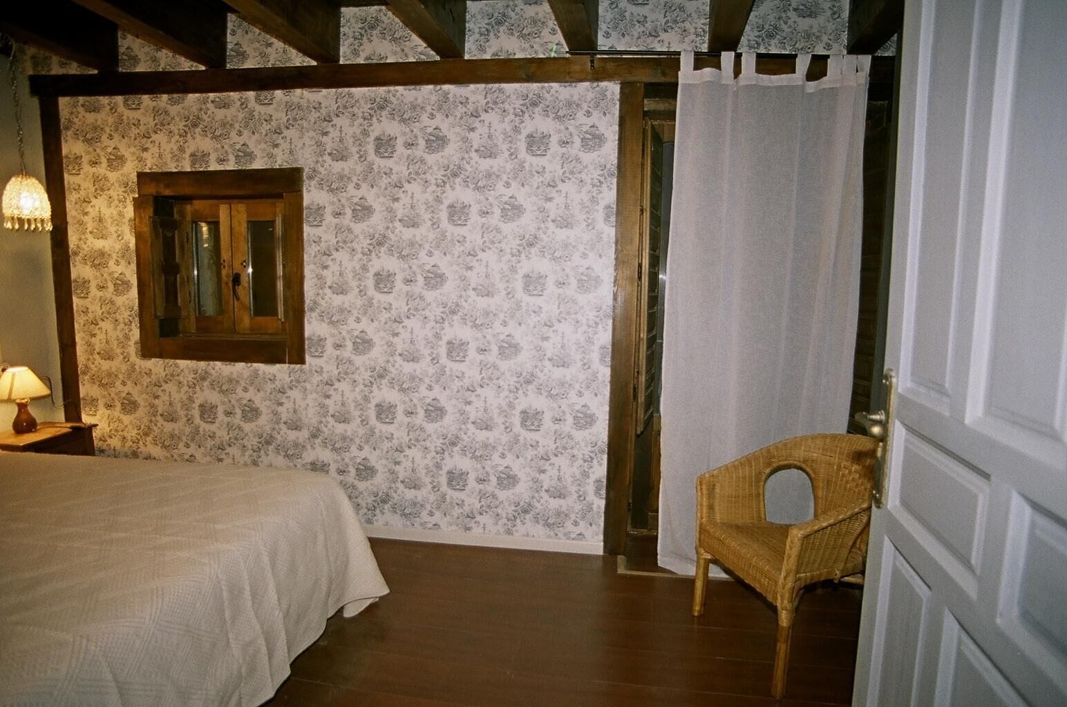 2 dormitorios, wifi gratis, ropa de cama