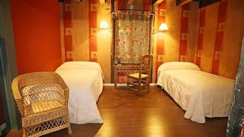 2 多间卧室、免费 WiFi、床单