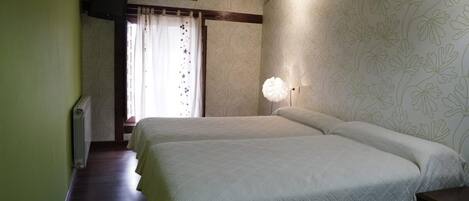 6 chambres, accĂšs au Wi-Fi (inclus), literie fournie