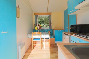 冰箱、微波炉、炉灶、茶具/咖啡用具