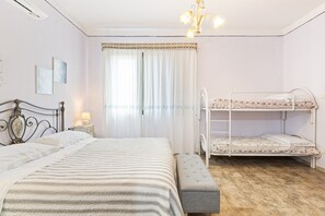 1 Schlafzimmer, kostenloses WLAN, Bettwäsche, Rollstuhlgeeignet