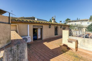 Exterior - Country House 'Matalí' with Private Terrace, Wi-Fi and Air Conditioning (Espolla)