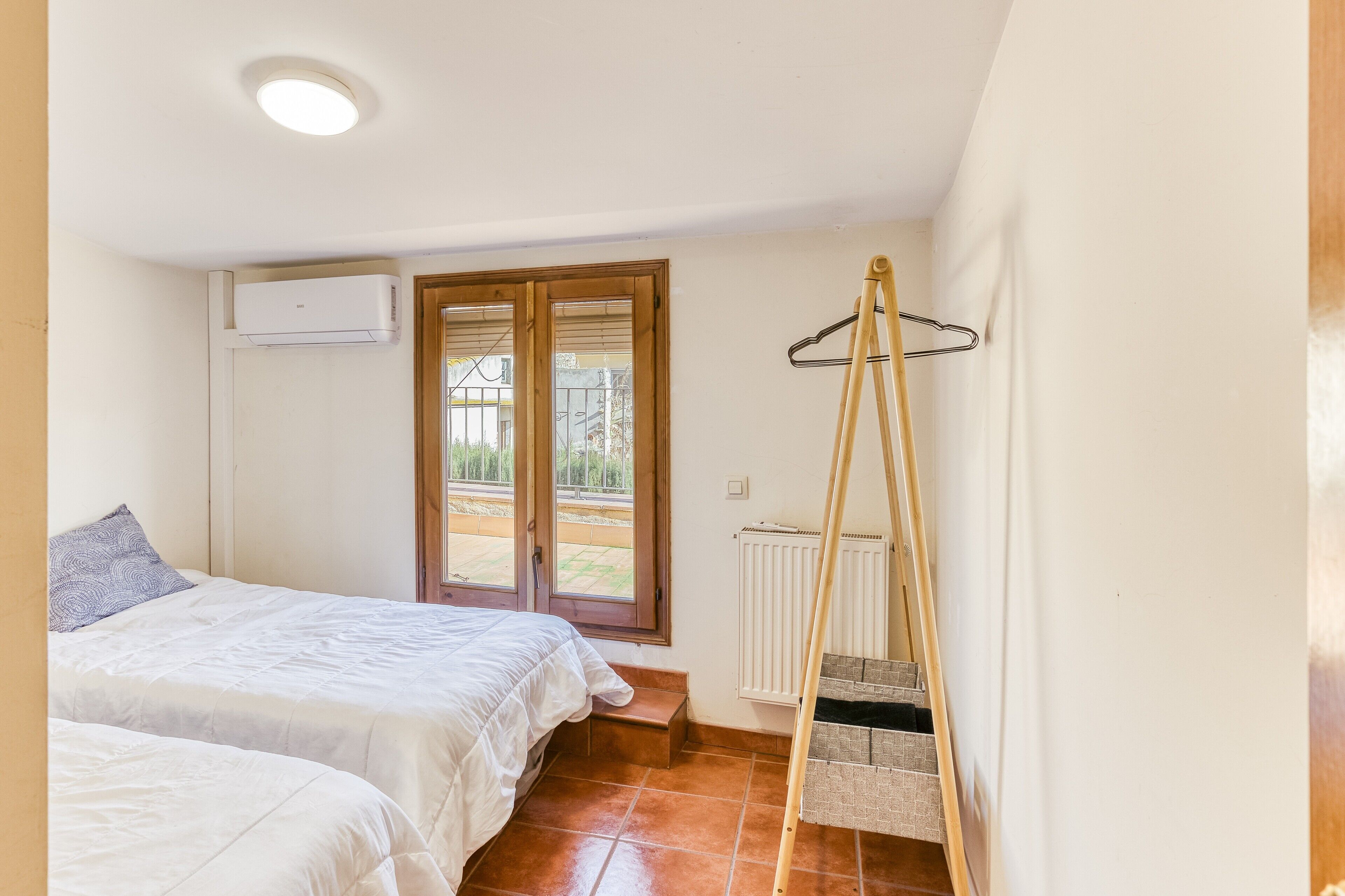 4 bedrooms, free WiFi, bed sheets