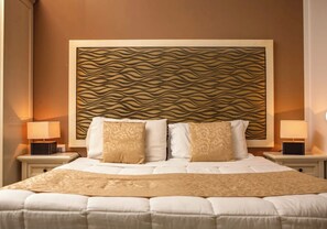 4 bedrooms, free WiFi, bed sheets