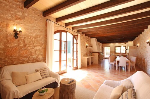 Casa Son Rossinyol Nou – Geräumige Finca für bis zu 18 Gäste auf Mallorca