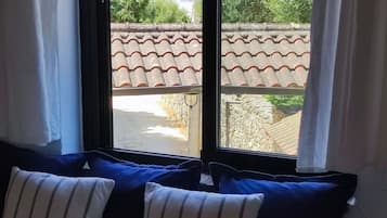 1 chambre, Wi-Fi gratuit, draps fournis