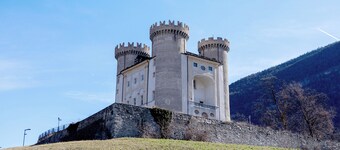 Holiday Home 'Alpine A&S' with Mountain View, Wi-Fi and Air Conditioning