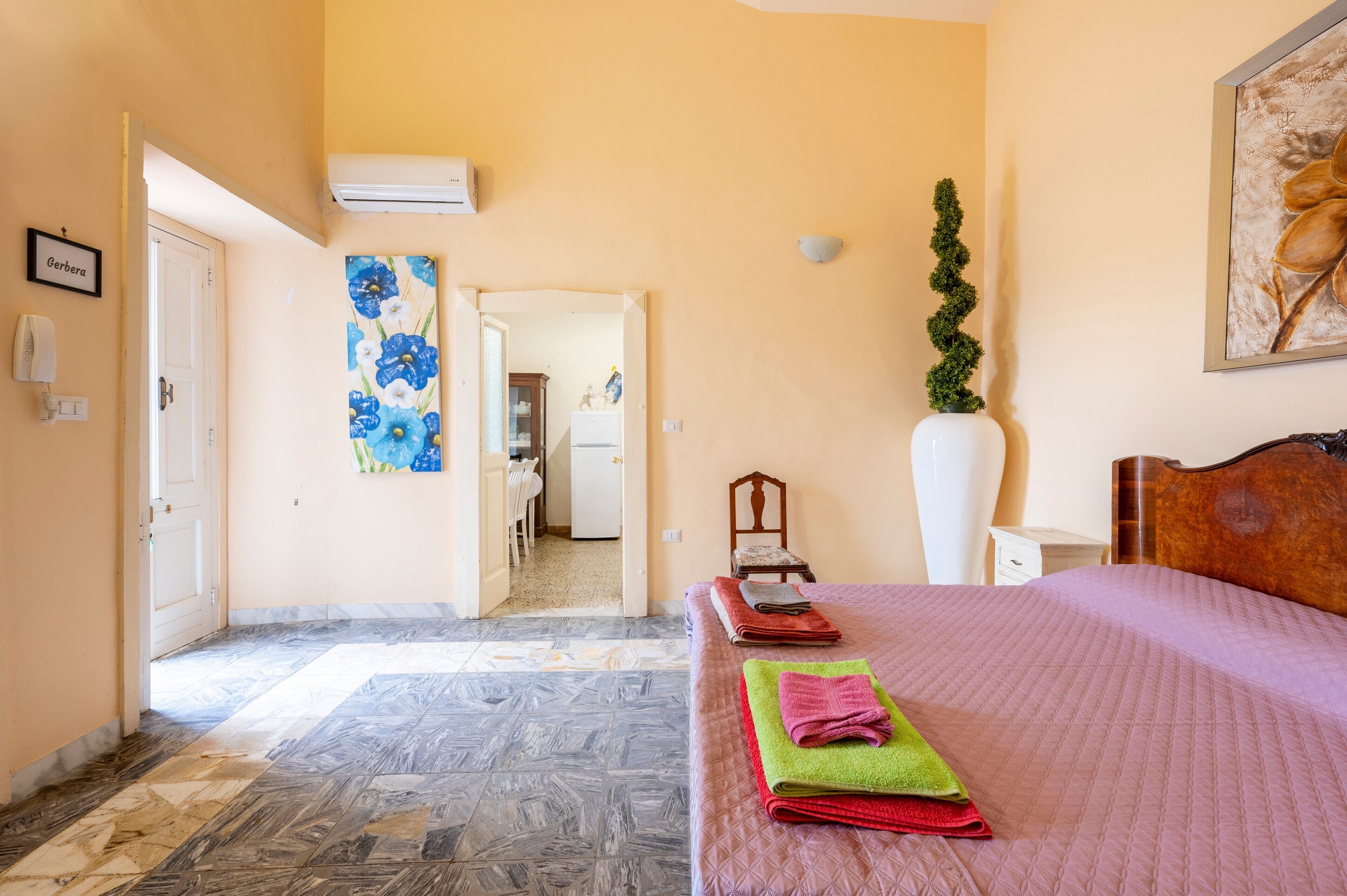 2 camere, ferro/asse da stiro, Wi-Fi gratuito, lenzuola