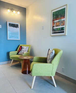 المنشأة من الداخل