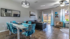 Exterior - 236 Regal Palms (Davenport)