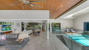 Dining - Belle Escapes Canopy Heights (Palm Cove)