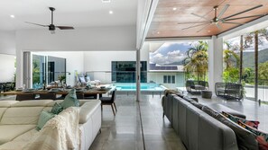 Outdoor dining - Belle Escapes Canopy Heights (Palm Cove)