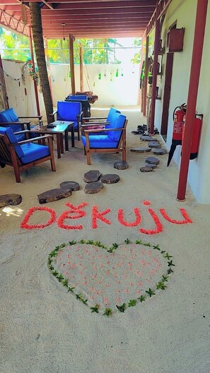 Living area - Mandhoo Inn (Mandhoo)
