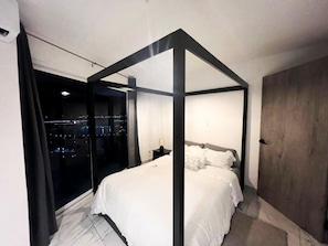 2 bedrooms, free WiFi