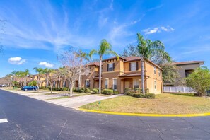 Exterior - 402 Regal Palms (Davenport)