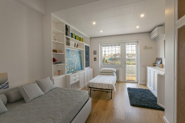 3 Schlafzimmer, Bügeleisen/Bügelbrett, WLAN, Bettwäsche