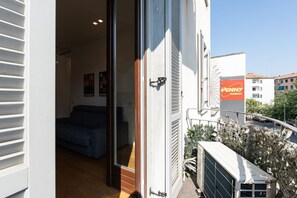 Exterior - Splendid 1 bedroom De ANgeli 2nd floor - Mirable PM (Milano)