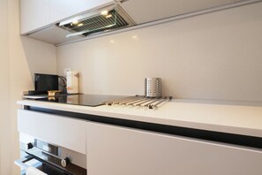 Fogão, lava-louças, cafeteira/chaleira