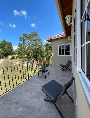 Terrace/patio - Relaxing Stay Near Ocho Rios (Lydford)