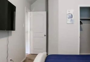 4 Schlafzimmer, Bügeleisen/Bügelbrett, WLAN, Bettwäsche