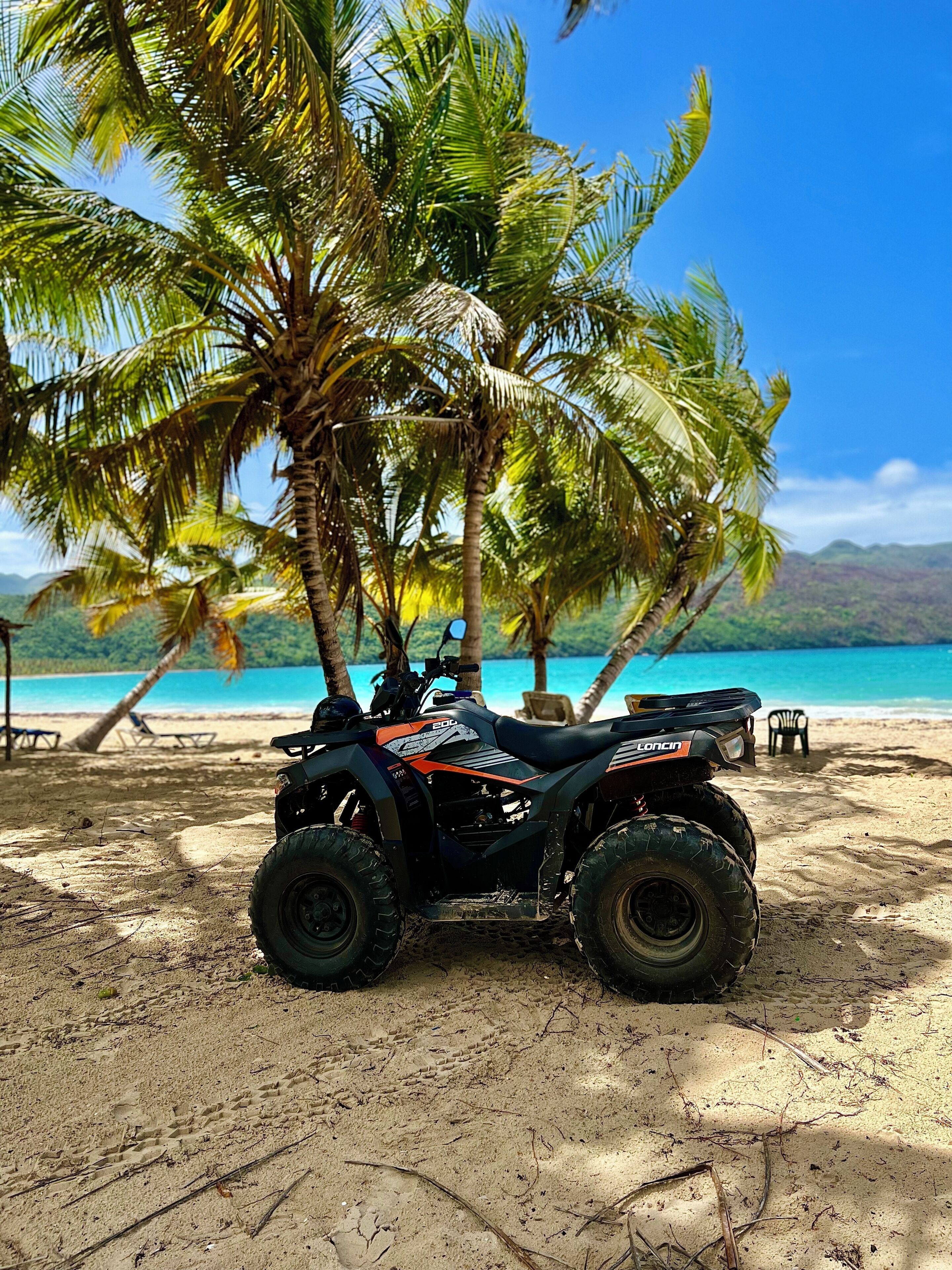 Solsenger og strandhåndklær