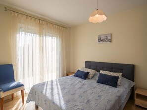 3 bedrooms, Internet
