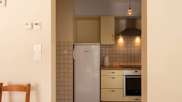 Réfrigérateur, micro-ondes, four, lave-vaisselle